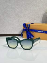 Picture of Louis Vuitton Sunglasses _SKUfw77895114fw